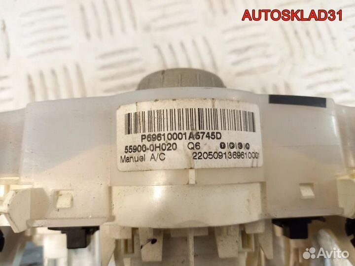Блок управления отопителем Toyota Aygo 559000H020