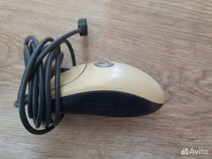 Мышь Logitech, USB