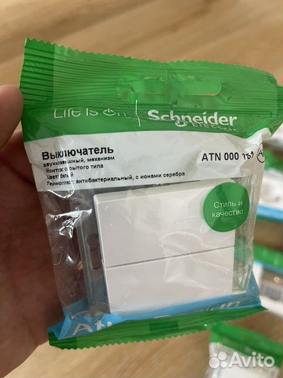 Розетки Schneider Electric Atlas Design