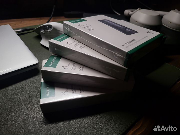 Ugreen M.2 SATA / NVMe кейс M2