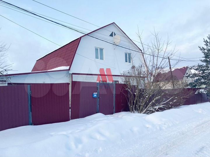 Дом 189 м² на участке 8 сот.