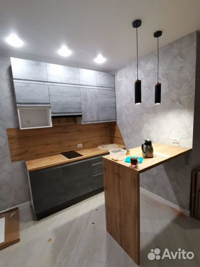 Кухонный гарнитур с барной стойкой в наличии