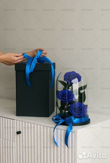 Композиция из роз в колбе