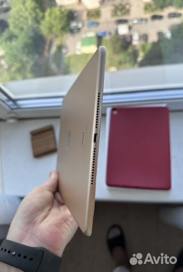 Планшет Apple iPad Air 2 Wi-Fi 16 gb