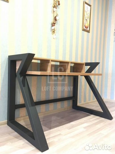 Стол компьютерный