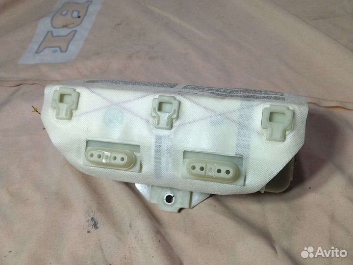 Подушка безопасности пассажира Opel Astra H 2004-2