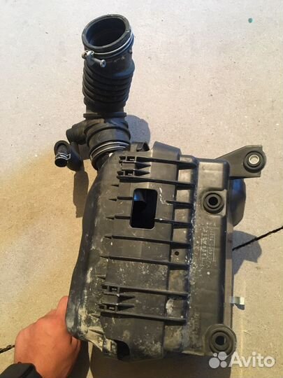 Корпус воздушного фильтра mitsubishi