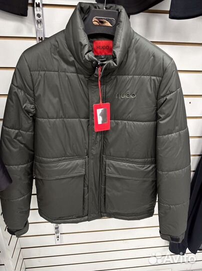 Легкие куртки Hugo Boss надежные