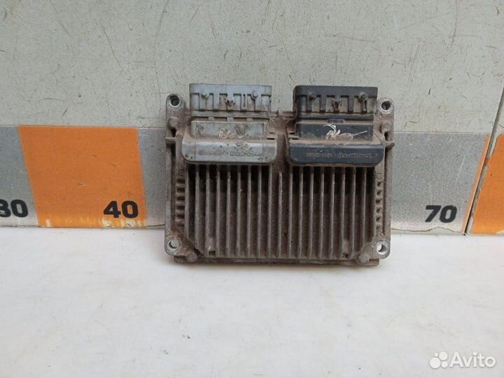 Б/У Б/У блок управления двс, мозги 25186118