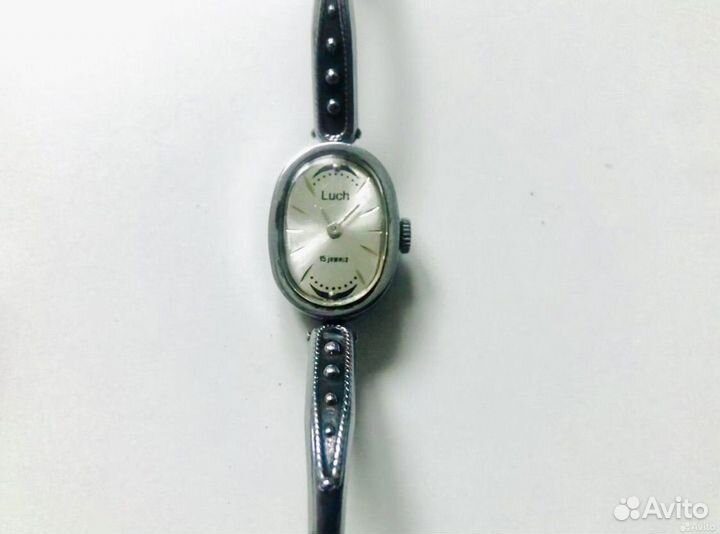 СССР. Часы женские наручные винтажные