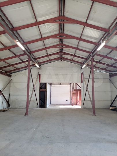 Складское помещение, 700 м²