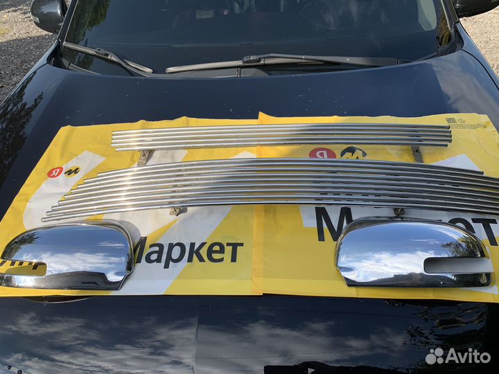 Декоративная решетка mitsubishi outlander III