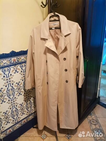 Плащ женский Zarina 50р