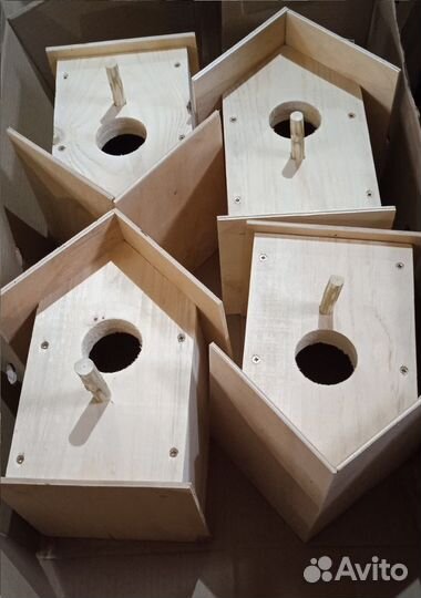 Скворечник, кормушка