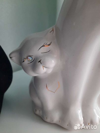 Статуэтки Кошки