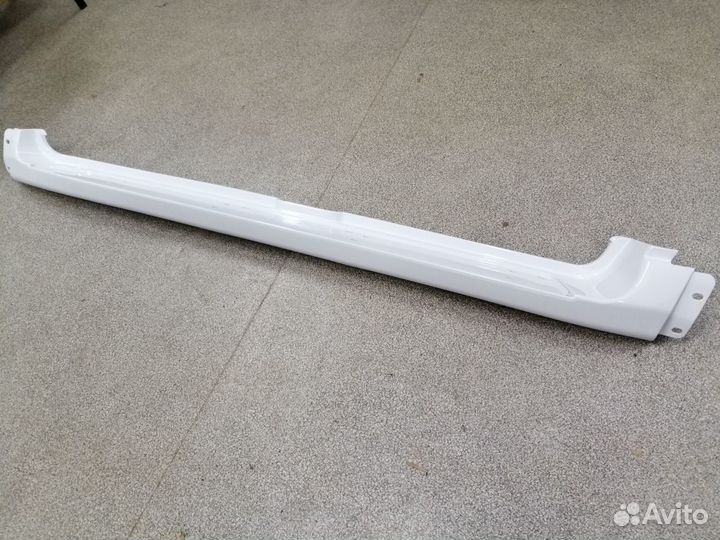 Облицовка порога (подножка) УАЗ Патриот. Все цвета