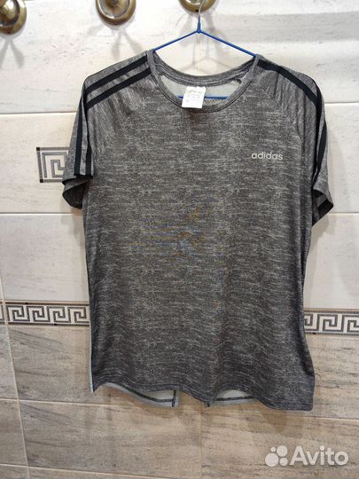 Футболка adidas женская