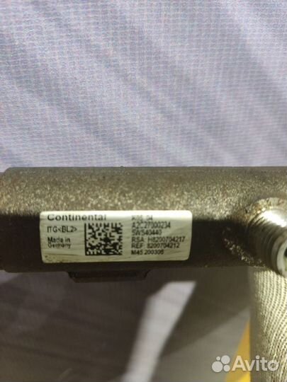 Рампа топливная Renault duster