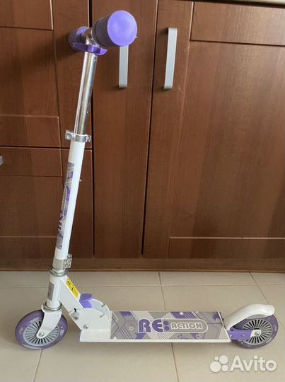 Самокат 2х колесный Reaction