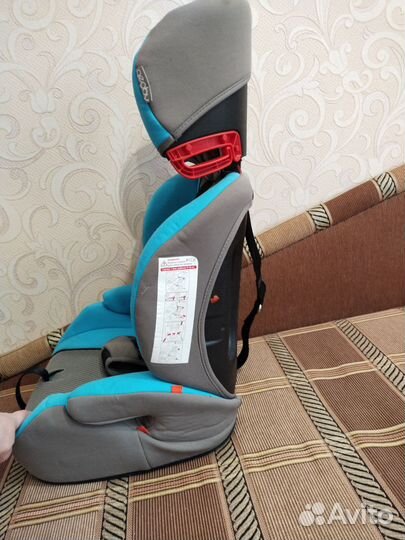 Автомобильное детское кресло от 9 до 36 кг