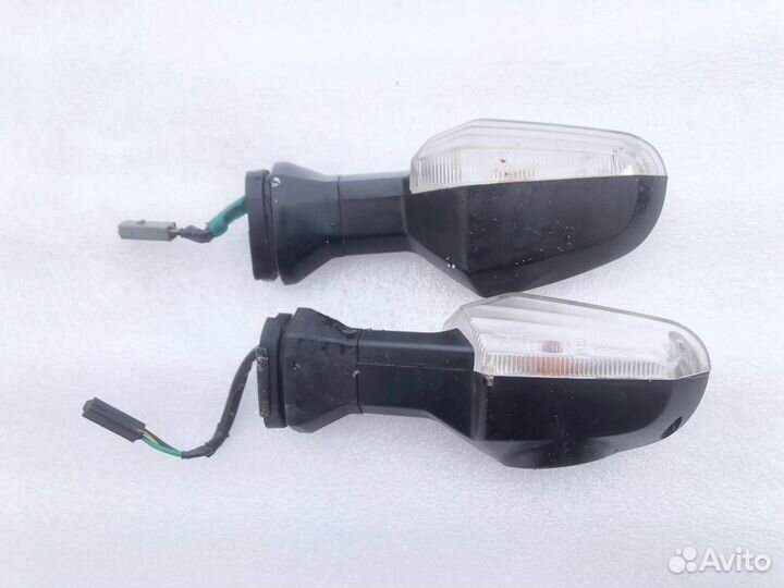 Kawasaki ER6N 2012 передние поворотники