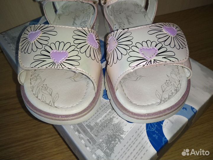 Босоножки для девочки 28 размер