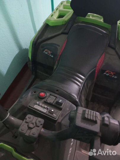 Детский квадроцикл на аккумуляторе