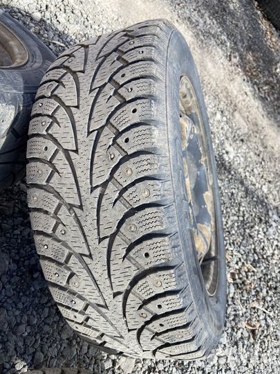 Hankook Winter I'Pike 205/60 R16 92T