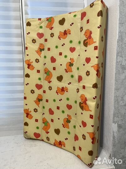 Коляска Изако + пеленальная доска в подарок