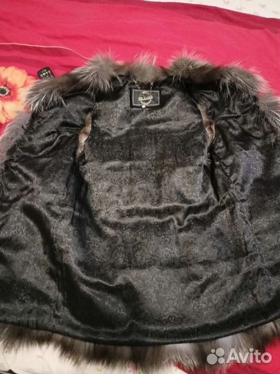 Жилетка меховая женская 44