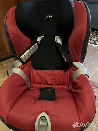 Автомобильное кресло