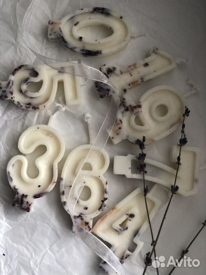 Свеча Цифра для праздника