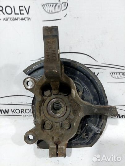 Кулак поворотный передний правый Juke (F15) 2011-2