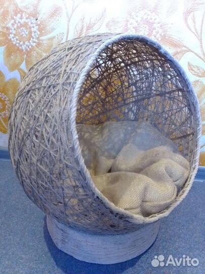 Домик лежанка для кошки (новая)