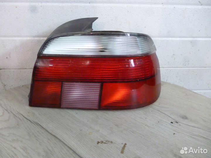 Фонарь задний правый Bmw 5 Е39 бмв е39 бмв Е39