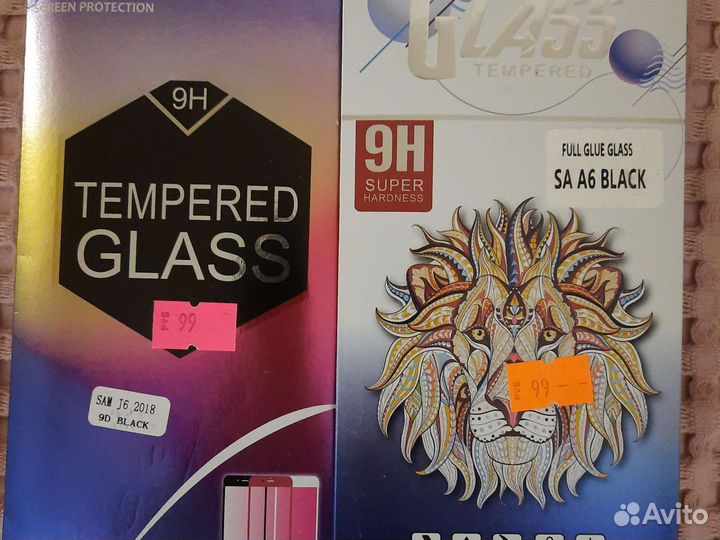 Стекло на телефон