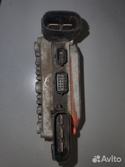 Блок управления рулевой рейкой GS1D-67880-H