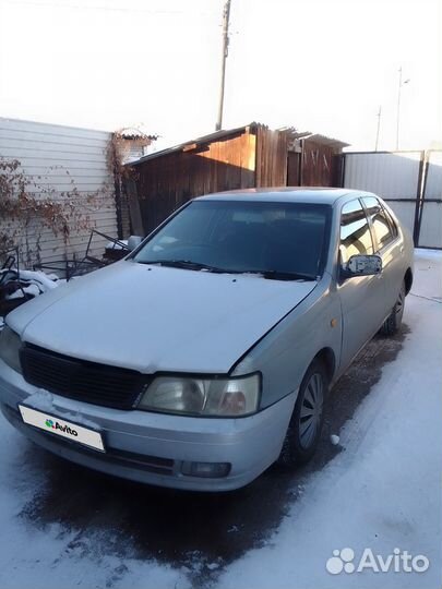 Nissan Bluebird 2.0 AT, 1984, 230 000 км