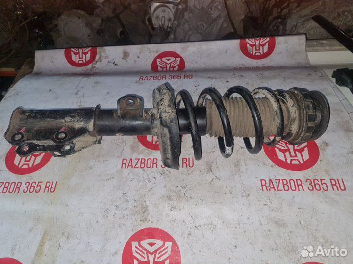 Стойка передняя в сборе правая Opel Insignia