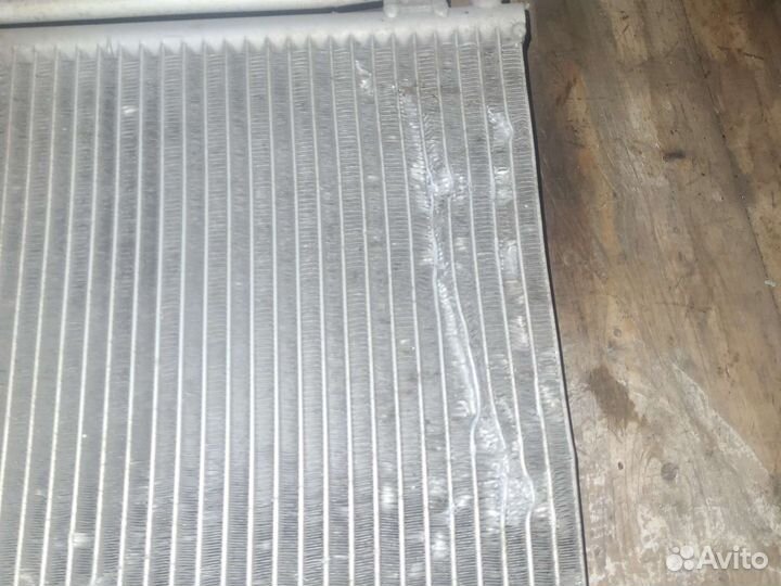 Радиатор кондиционера Skoda Superb 2 1.8