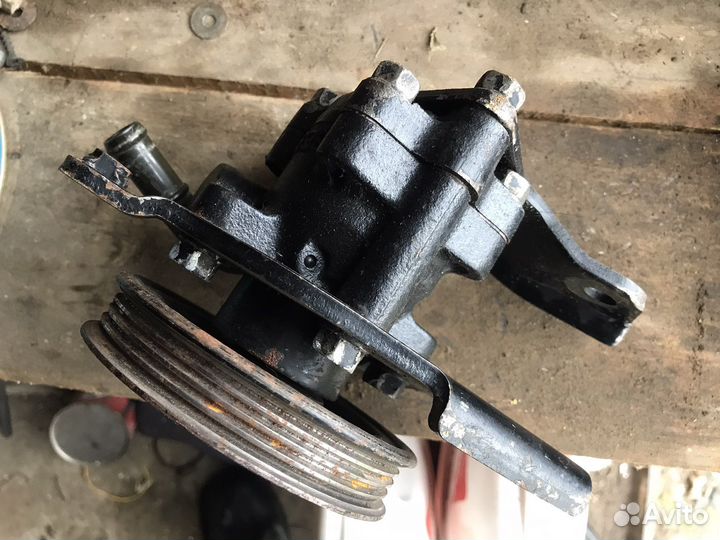 Нсос гур SR20 Serena,Primera