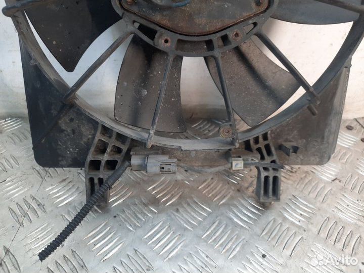 Вентилятор радиатора Honda Cr-V внедорожник 2.0