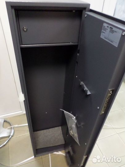 Сейф оружейный Беркут 143