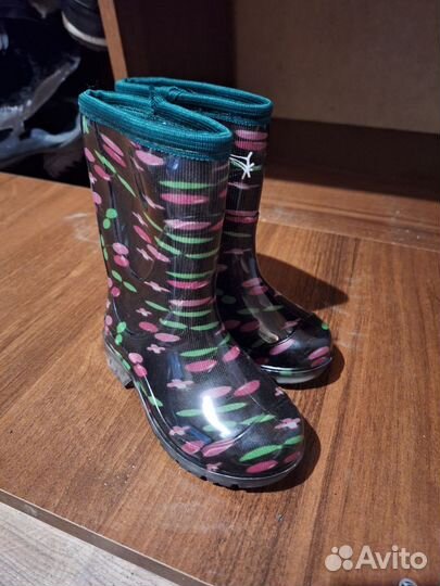 Детские резиновые сапоги