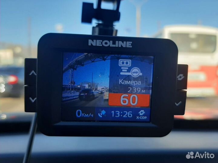 Автомобильный видеорегистратор Neoline x-cop 9000