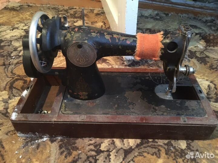 Старинная швейная машинка Подольск