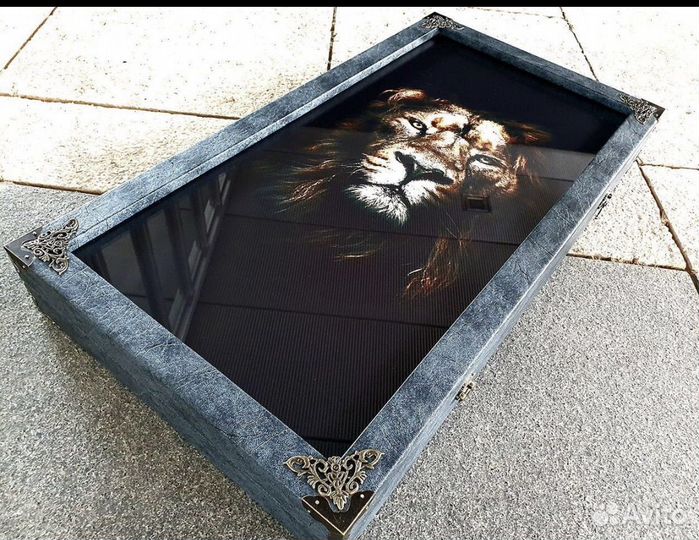 Нарды стеклянные. Лев