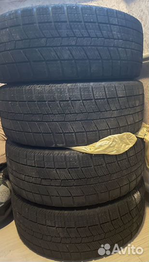 Nankang Ice Active AW-1 215/45 R17