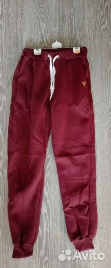 Спортивный костюм женский