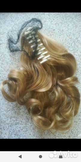 Волосы-хвост на заколке-крабе русый, новый